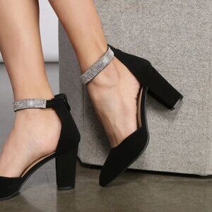 NIB Windsor Radiant Stunner Diamond Block Heels